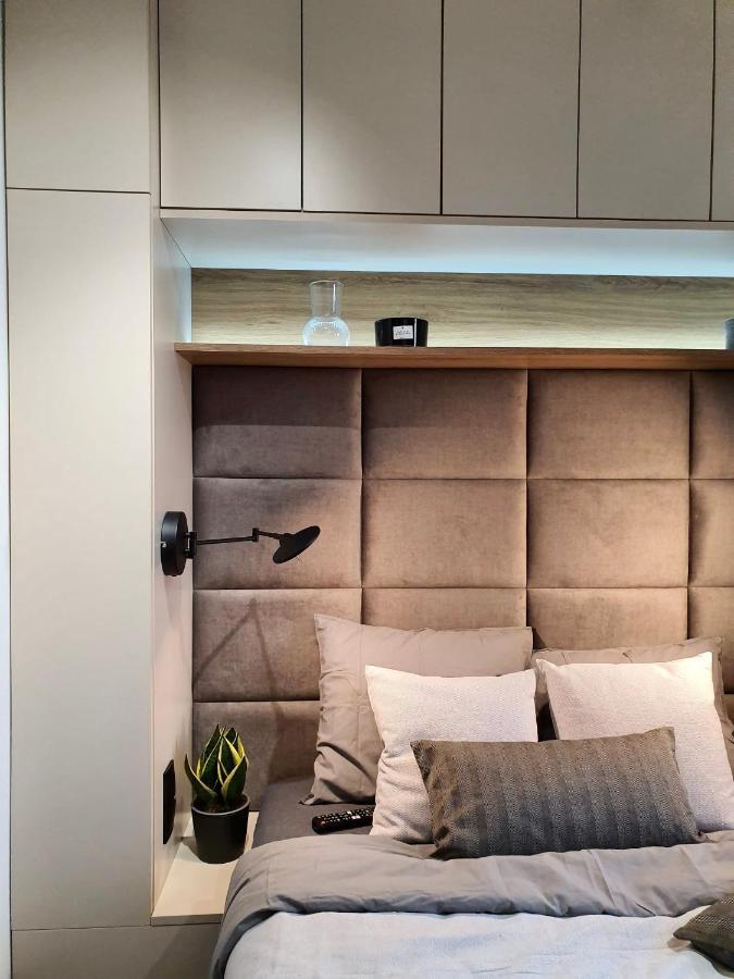 Апартаменти Luxury 2-room In Praga-polnoc Port Praski